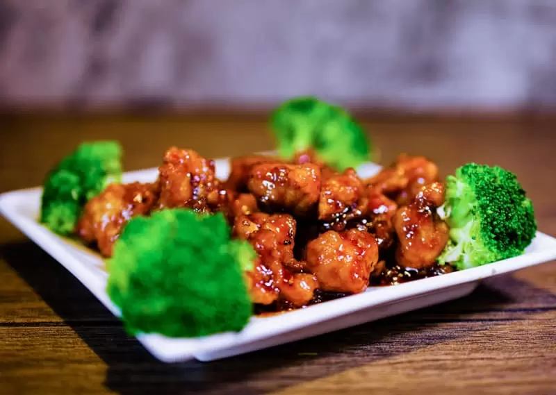 C10 General Tso Chicken