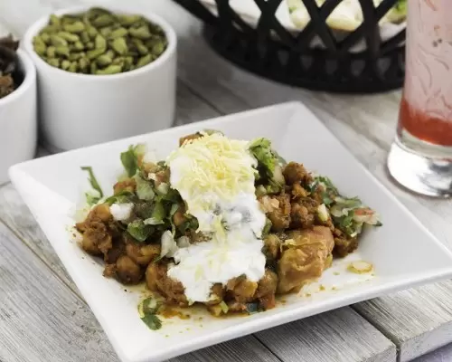 Veg Samosa Chaat