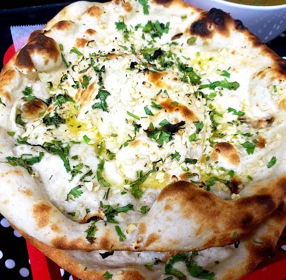 Garlic naan